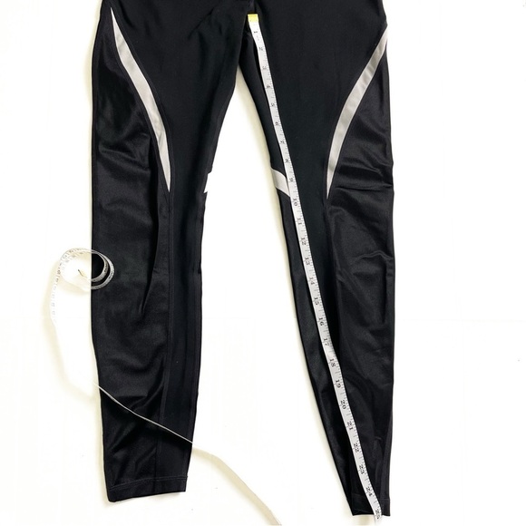 GAP FIT Women’s Black Athletic Leggings - Small - Picture 7 of 8